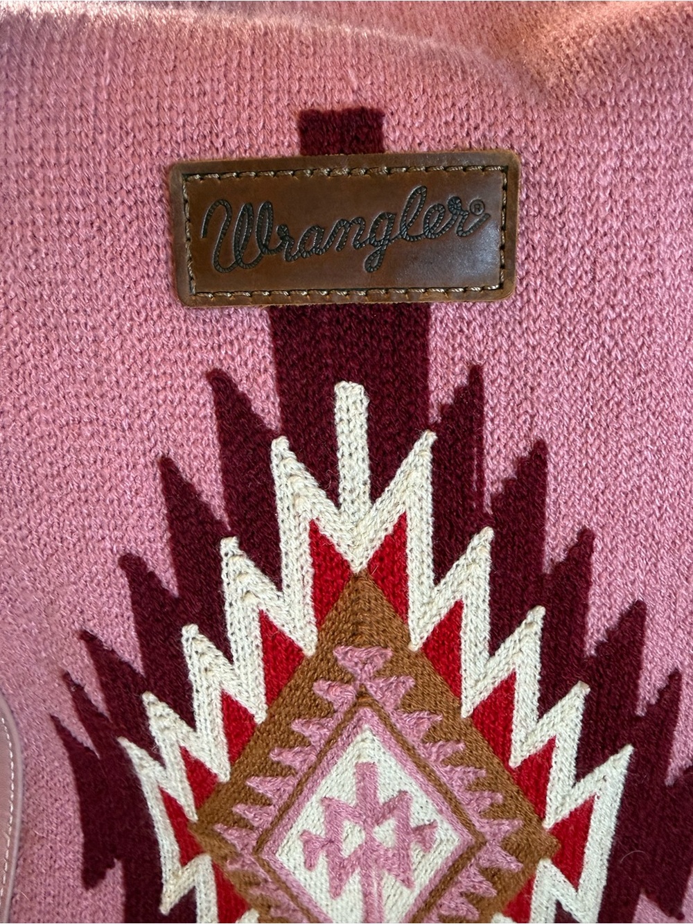 Wrangler Pink Aztec tapestry Duffle weekender bag Montana West - Picture 4 of 11